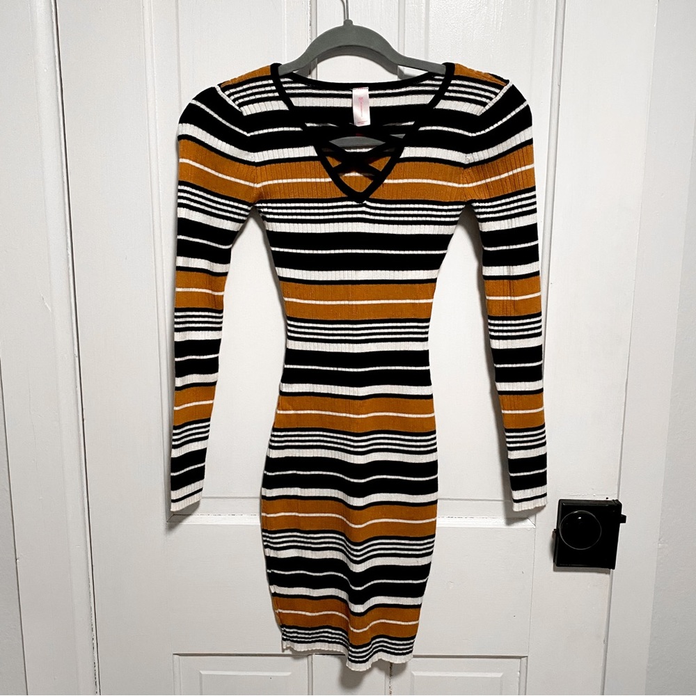No Boundaries- xsmall dress